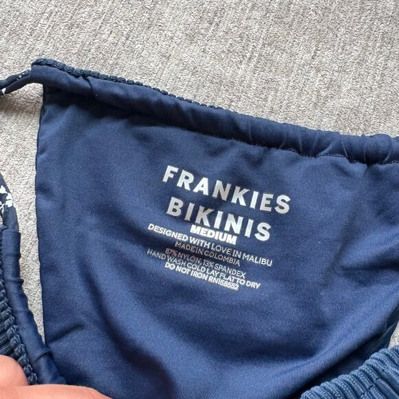 Frankies Bikinis Set - Picture 2 of 6